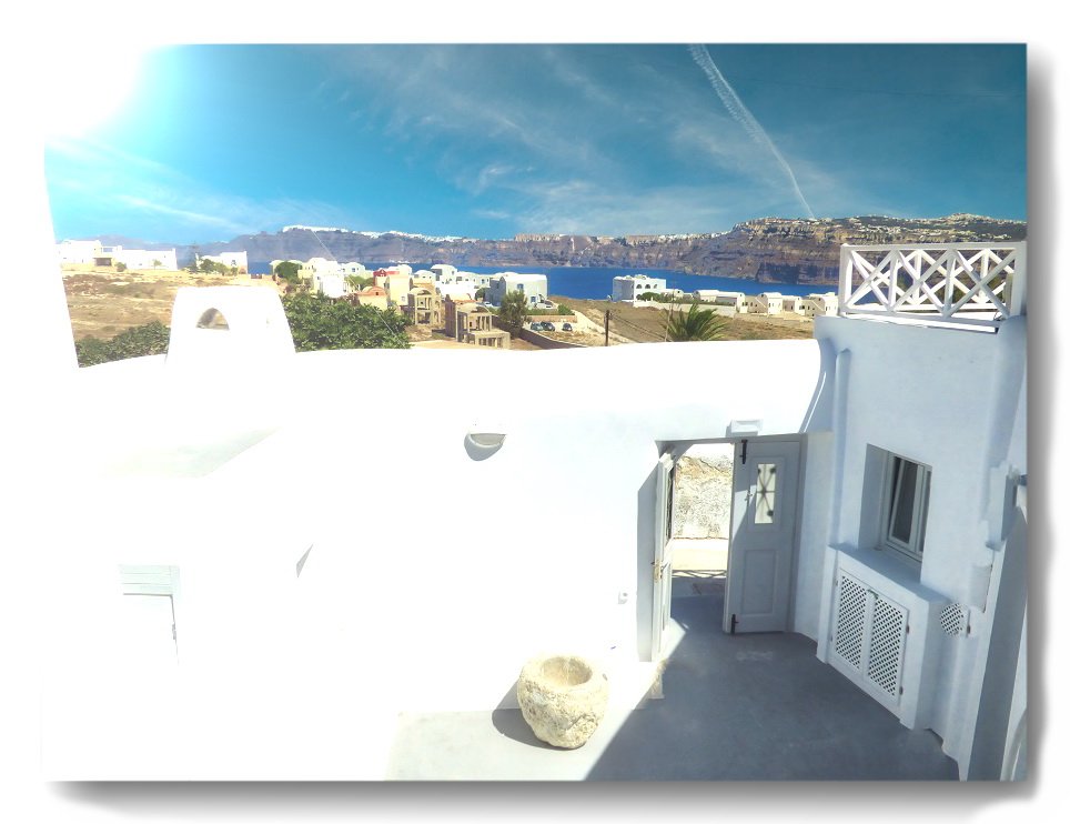 Golden Stone Santorini Suites