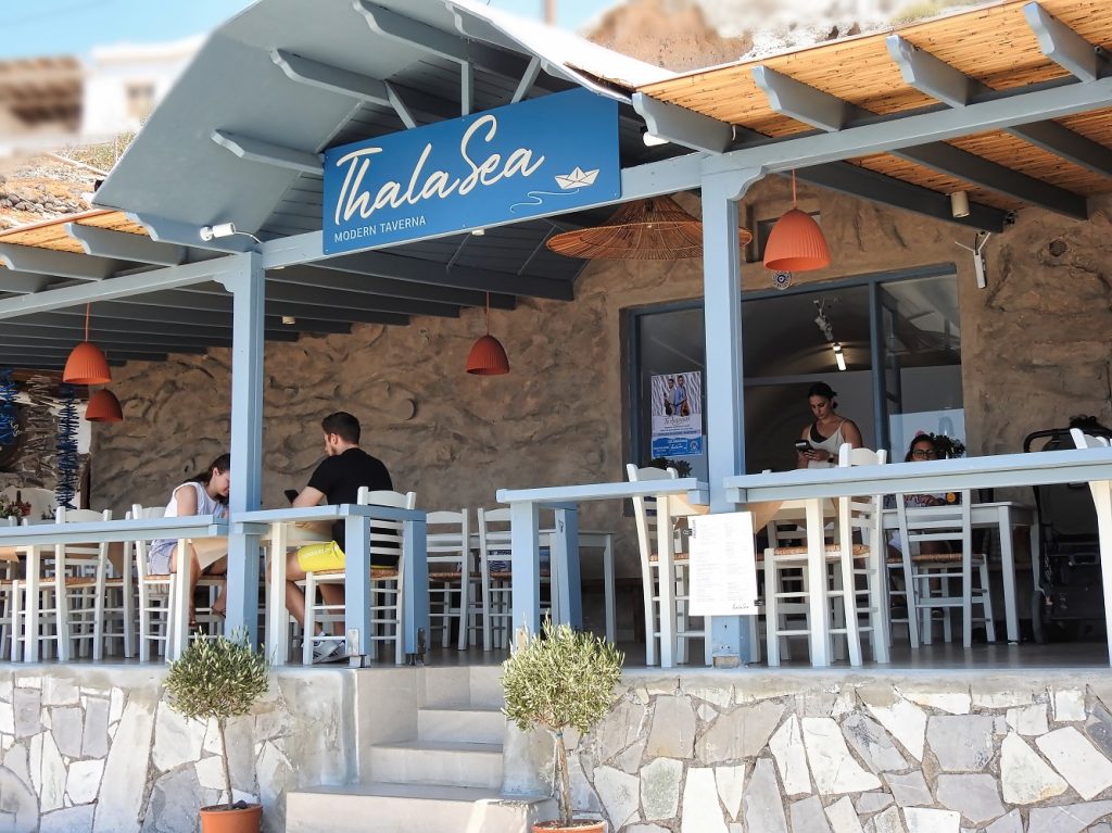 Thalasea Restaurant the best seaside option in Akrotiri